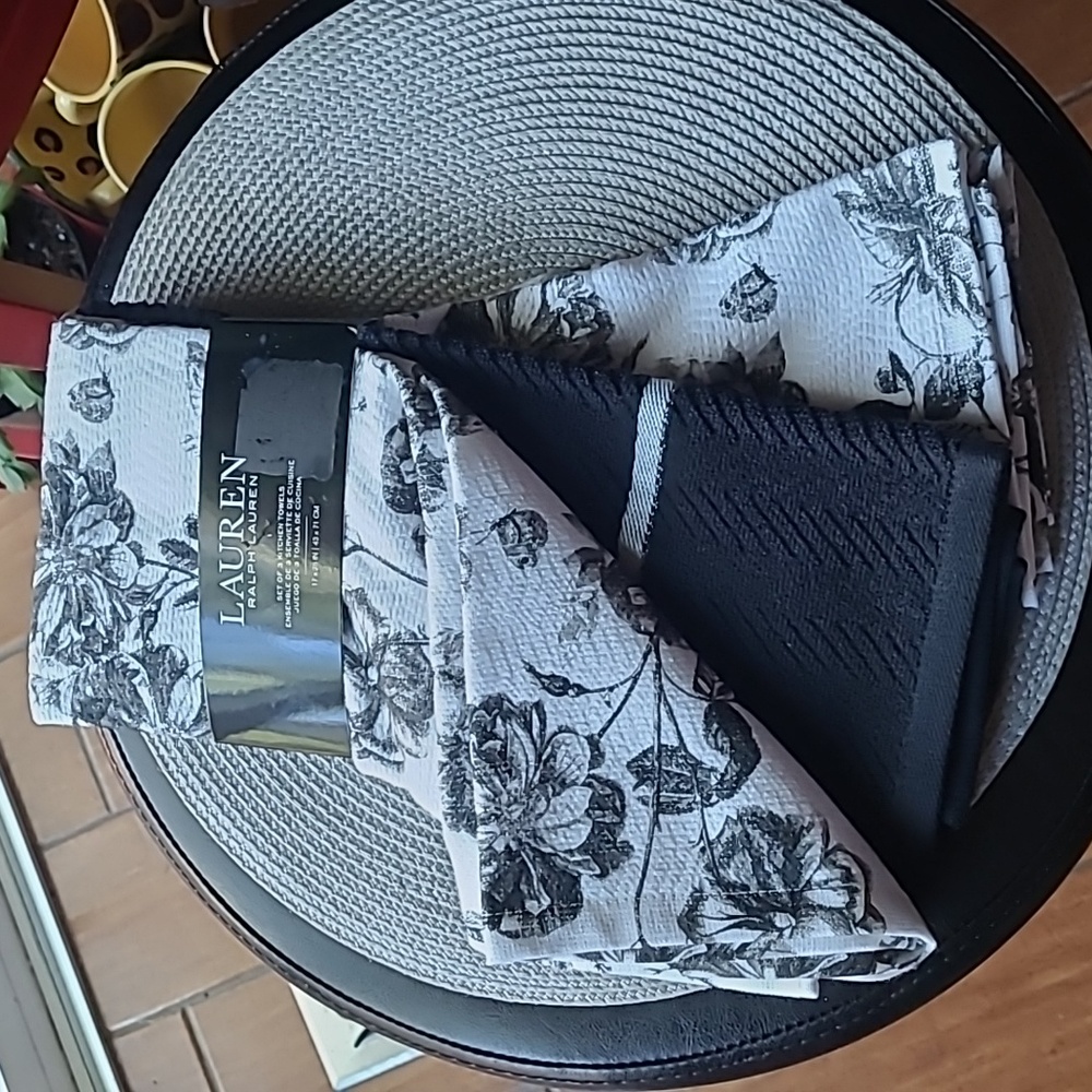 Ralph Lauren Kitchen Towel Set